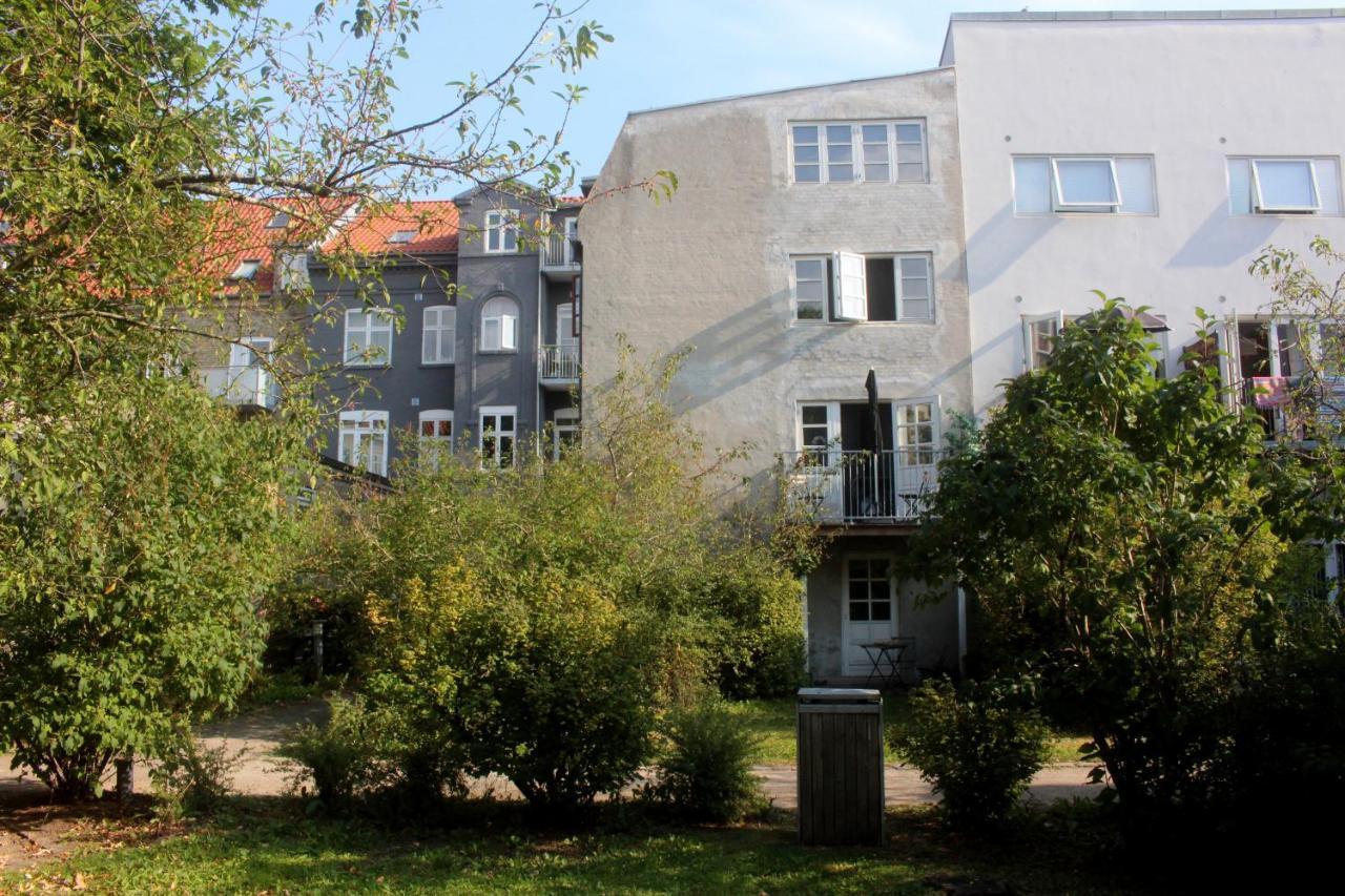 Aday - Apartment Suite 4 Aalborg Center Экстерьер фото